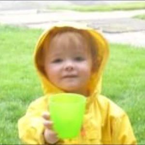 Meet your Posher, Ella